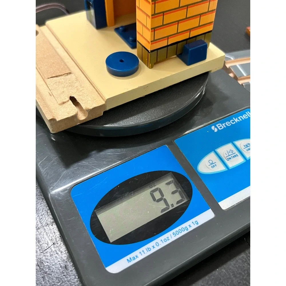 Thomas & Friends Wooden Railway G&O Gas Station Orange Blue OS